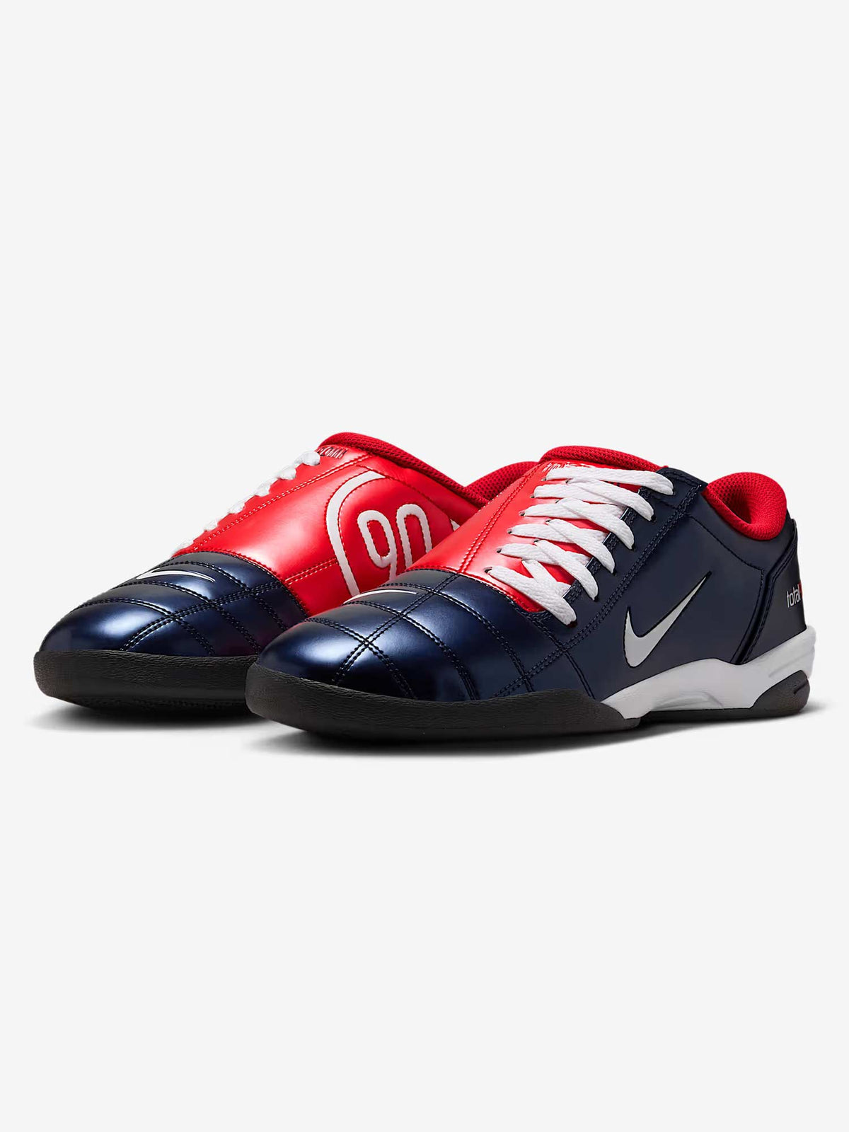 NIKE Обувки TOTAL 90